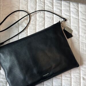 Coach Black Crossbody Bag Luxurious Leather Design
